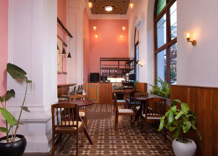Queen\'S Hotel