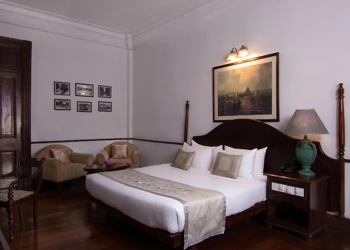Queen\'S Hotel