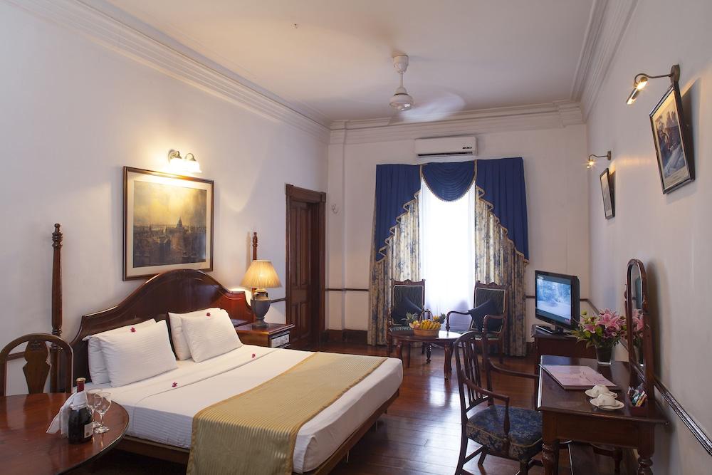 Queen's Hotel 5*