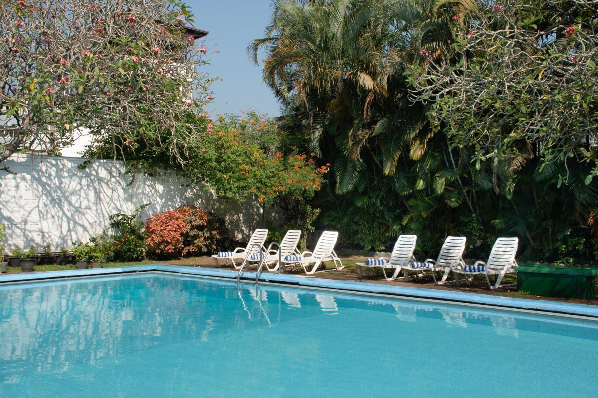 Hotel Queen's 5*