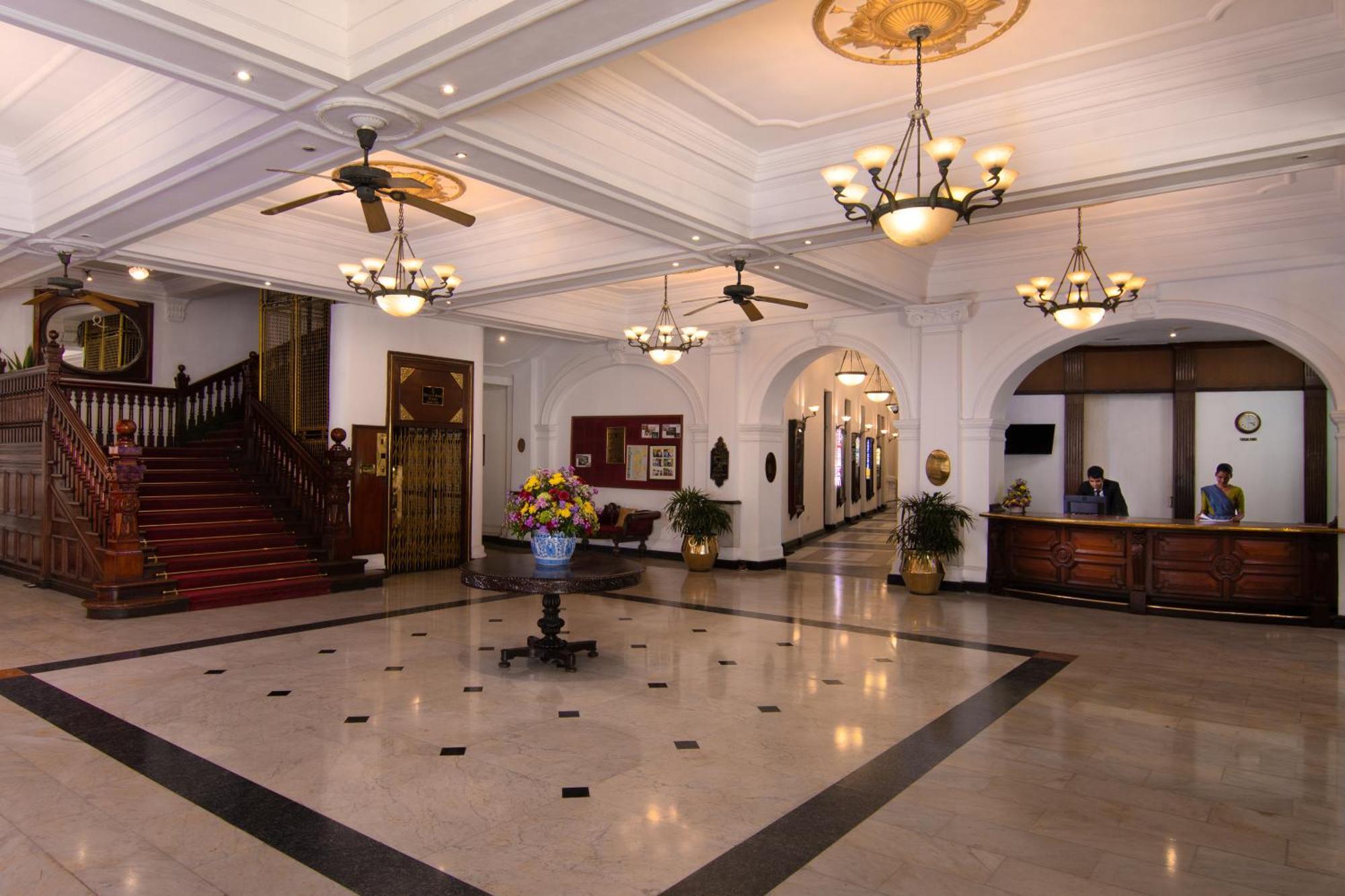 Queen's Hotel Kandy