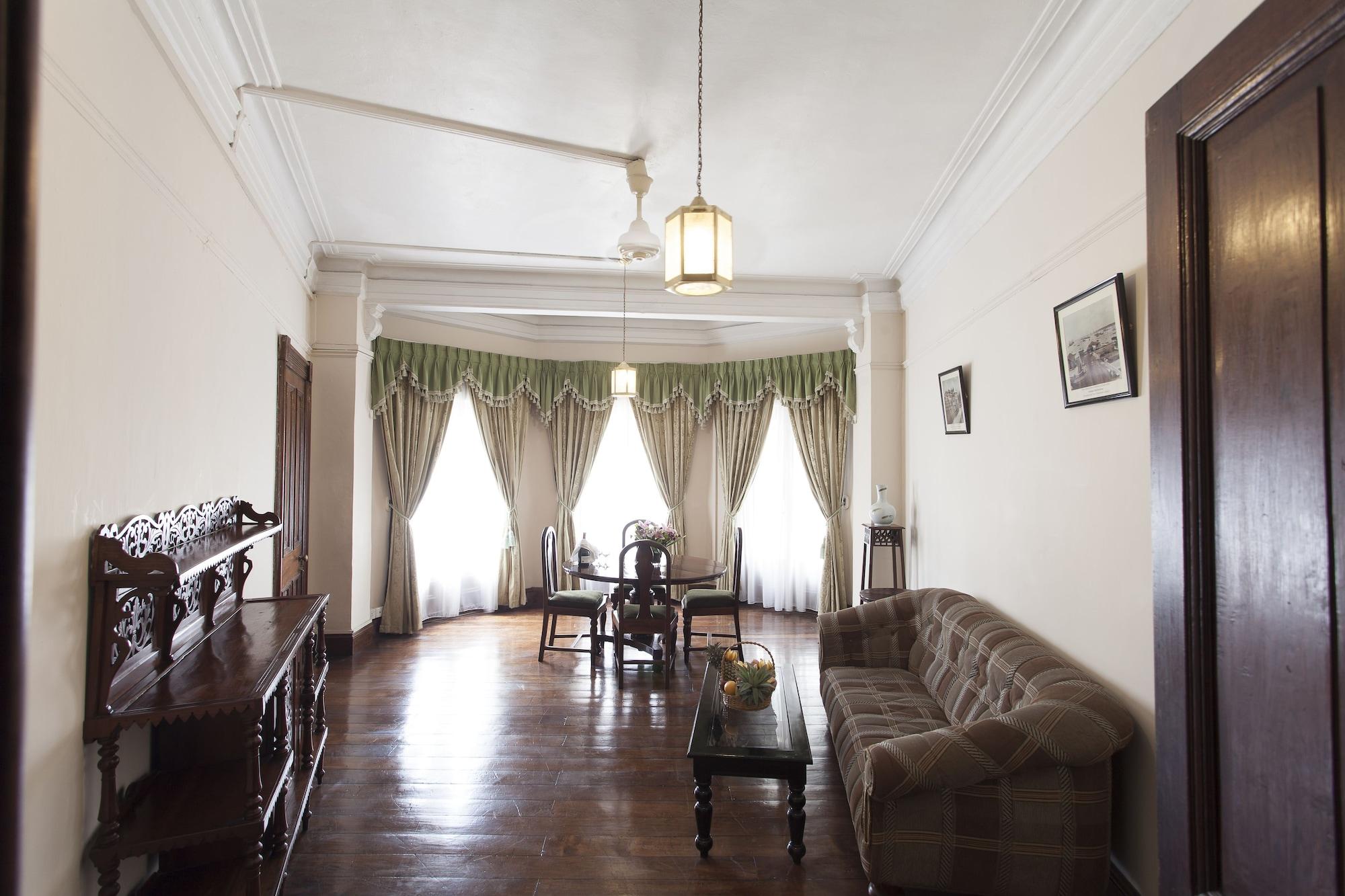 Queen's 5* Kandy